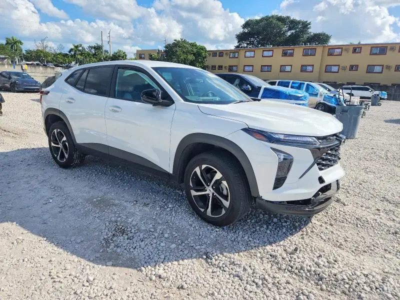 2024 CHEVROLET TRAX 1RS  