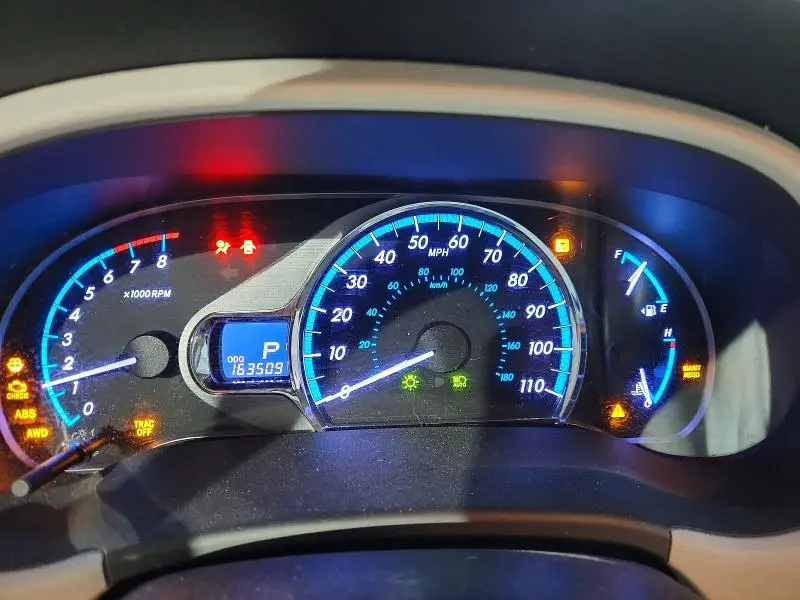 2013 TOYOTA SIENNA LIMITED 7-PASSENGER  