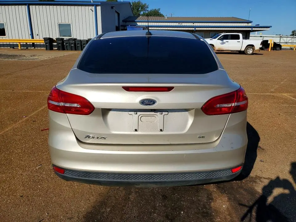 2018 FORD FOCUS SE  