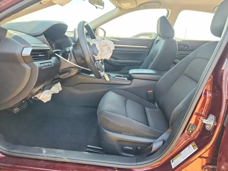 2023 NISSAN ALTIMA SV  