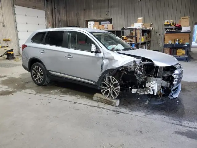 2017 MITSUBISHI OUTLANDER SE  