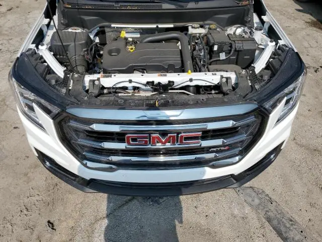 2024 GMC TERRAIN AT4  