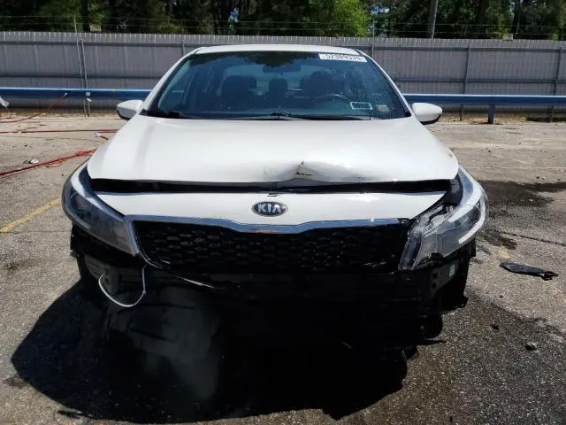 2017 KIA FORTE LX  