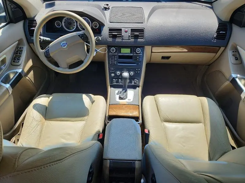 2011 VOLVO XC90 3.2  