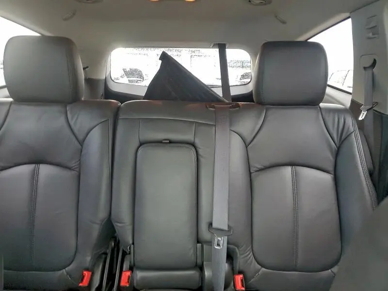 2012 CHEVROLET TRAVERSE LT  