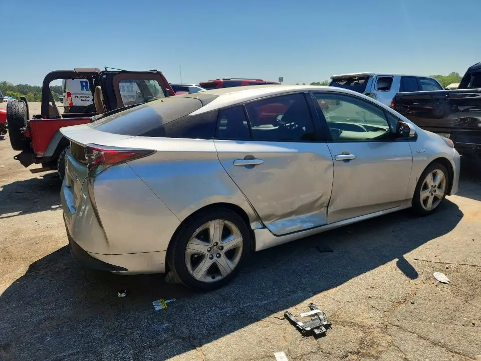 2016 TOYOTA PRIUS THREE TOURING  