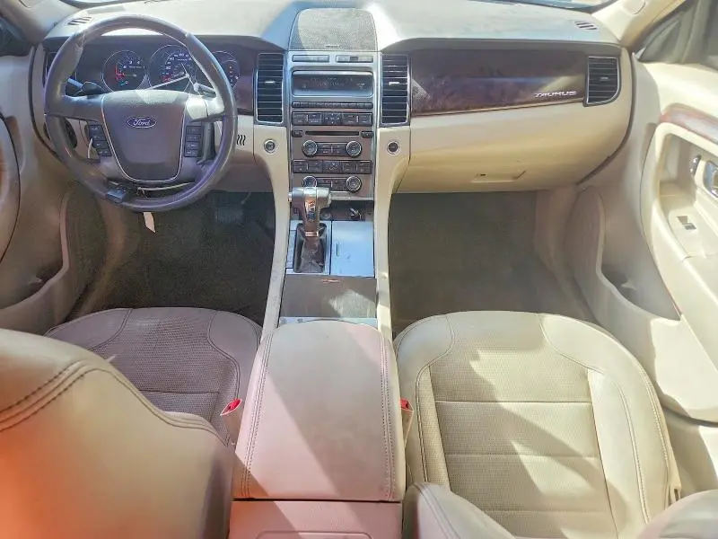 2011 FORD TAURUS LIMITED  