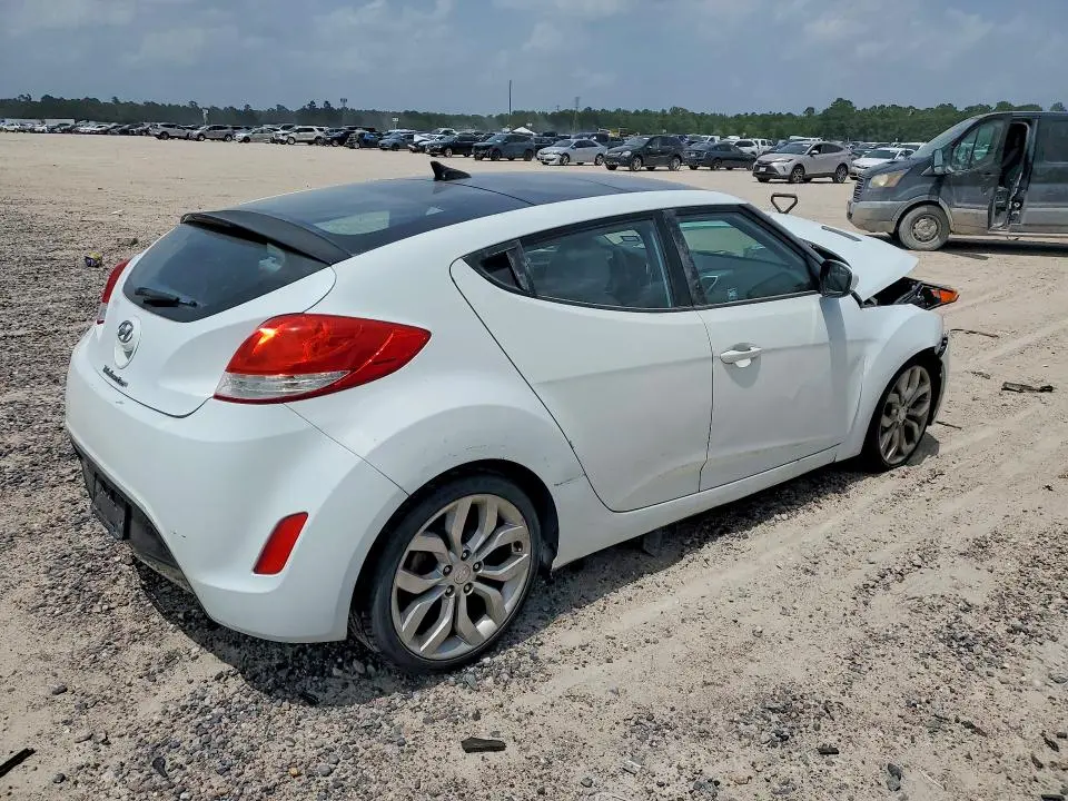 2013 HYUNDAI VELOSTER BASE  