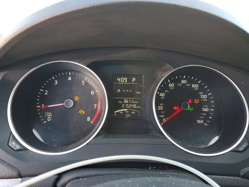 2015 VOLKSWAGEN JETTA SE  