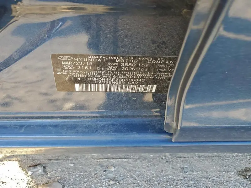 2016 HYUNDAI ELANTRA SE  