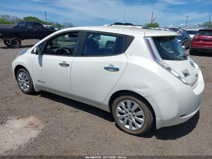 2016 NISSAN LEAF S
