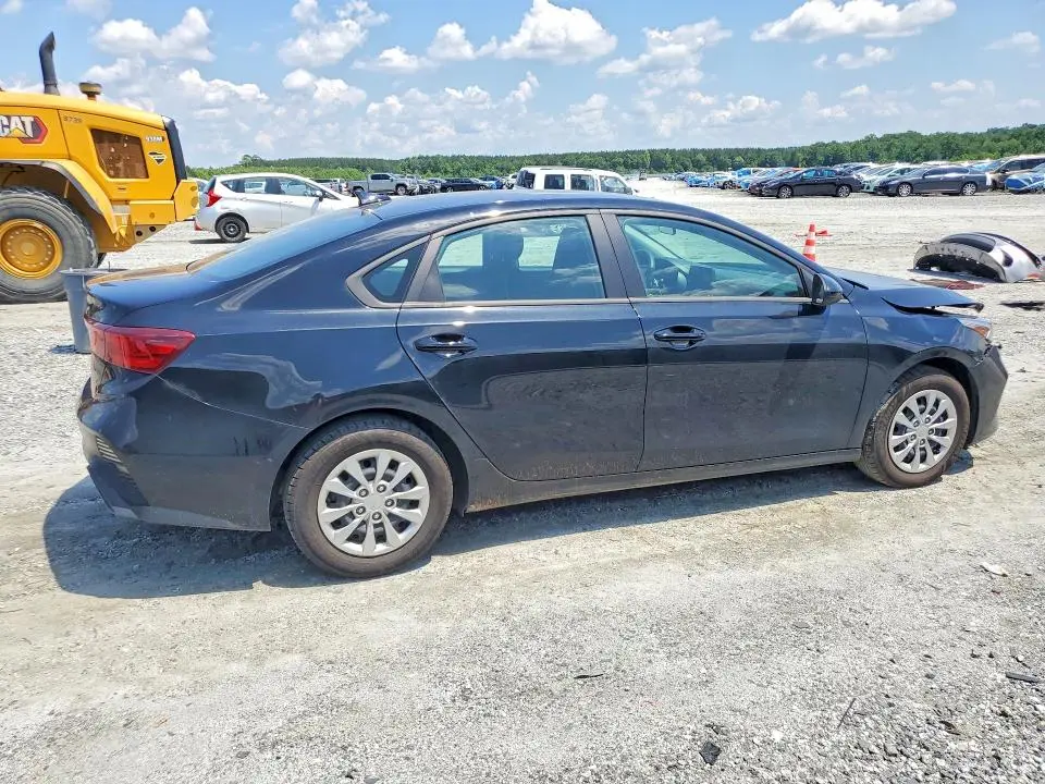 2024 KIA FORTE LX  