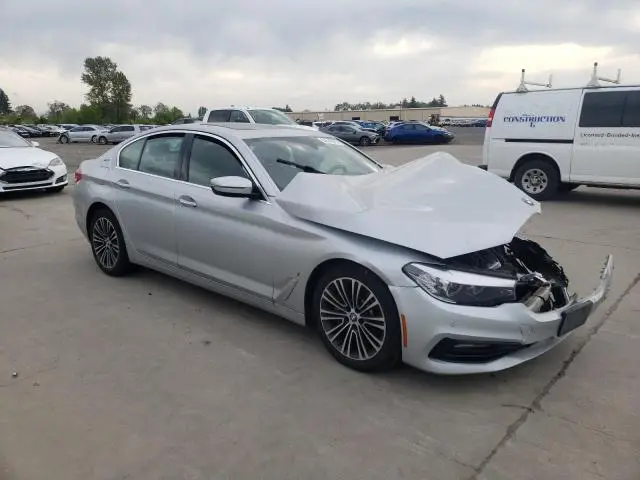 2018 BMW 530E 