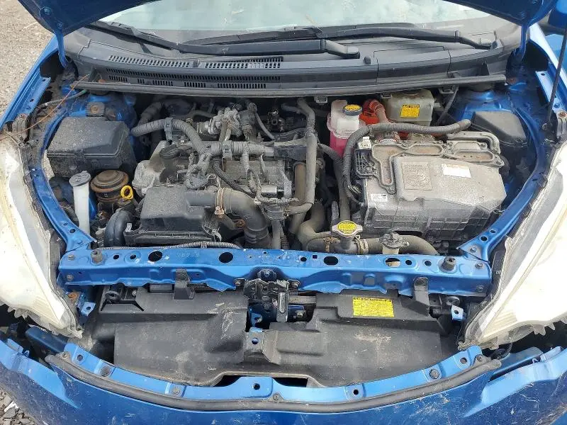 2013 TOYOTA PRIUS C TWO  