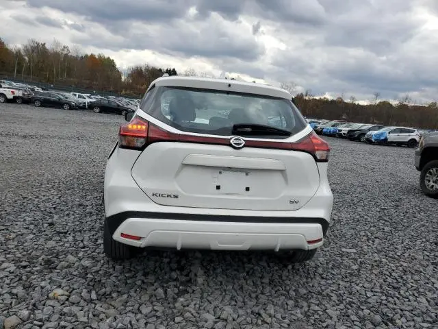 2021 NISSAN KICKS SV  