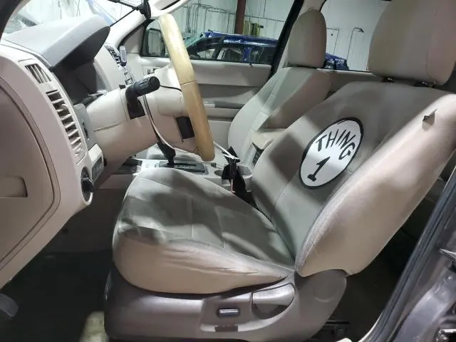 2010 FORD ESCAPE XLT  