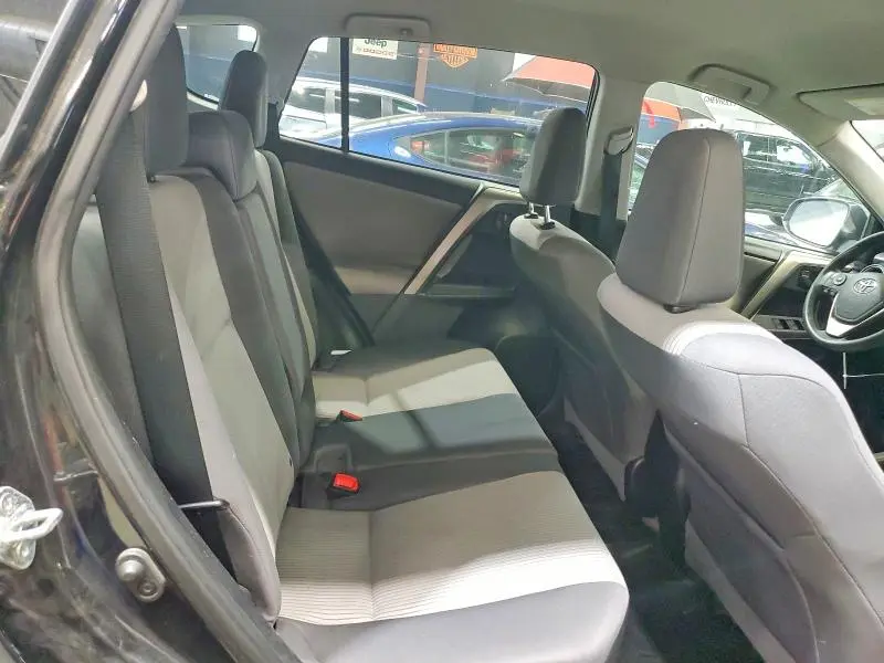 2014 TOYOTA RAV4 LE  