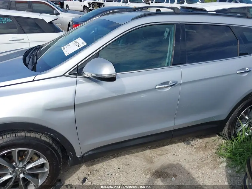 2018 HYUNDAI SANTA FE SE
