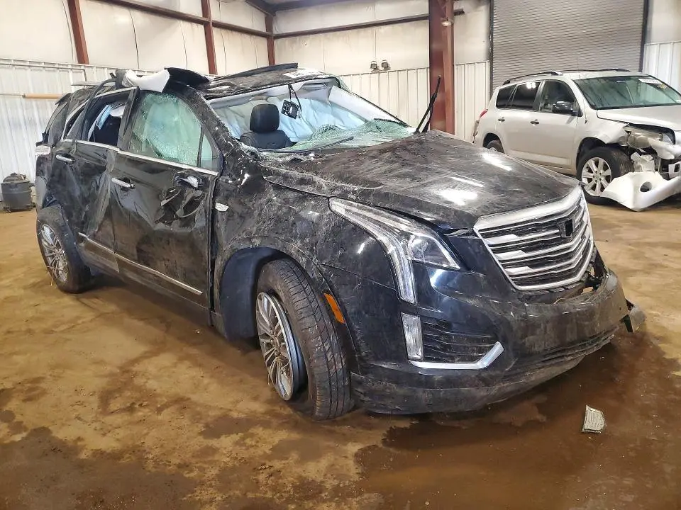 2019 CADILLAC XT5 LUXURY  