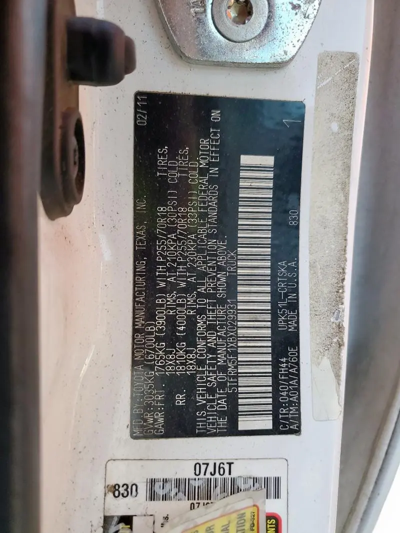 2011 TOYOTA TUNDRA DOUBLE CAB SR5  