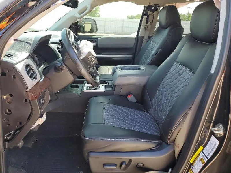 2014 TOYOTA TUNDRA CREWMAX LIMITED  