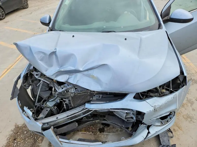 2018 CHEVROLET SONIC LT  