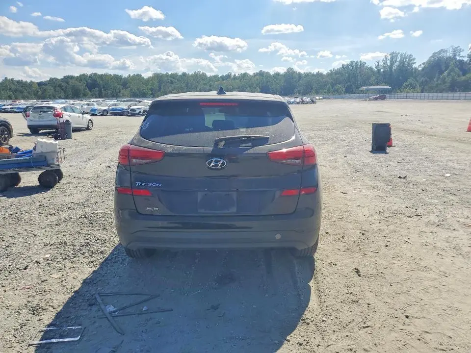2019 HYUNDAI TUCSON SE  