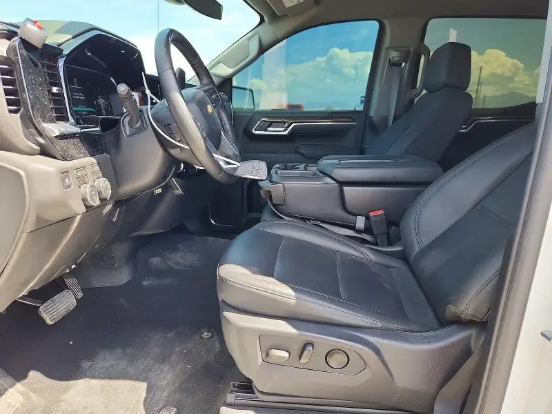 2026 CHEVROLET SILVERADO K1500 LT  