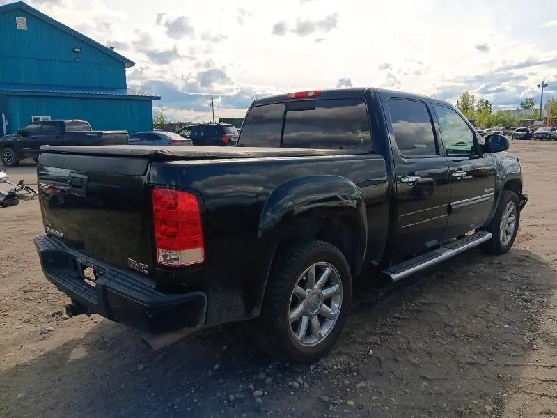 2011 GMC SIERRA K1500 DENALI  