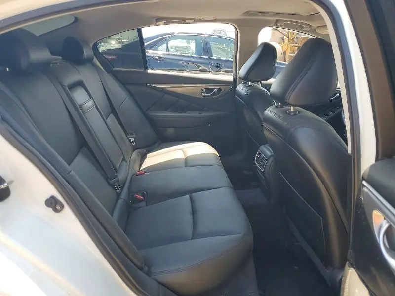 2015 INFINITI Q50 PREMIUM  