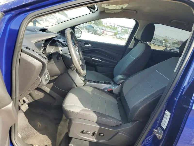 2015 FORD ESCAPE SE  