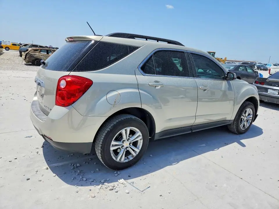 2015 CHEVROLET EQUINOX LT  