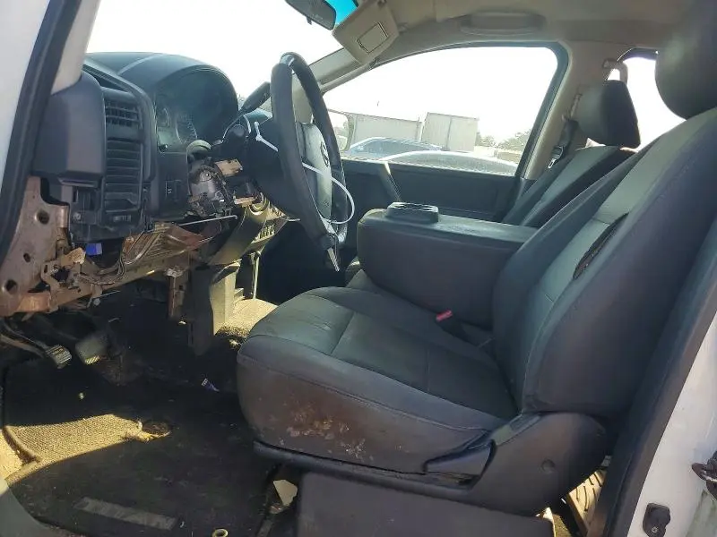 2011 NISSAN TITAN S  