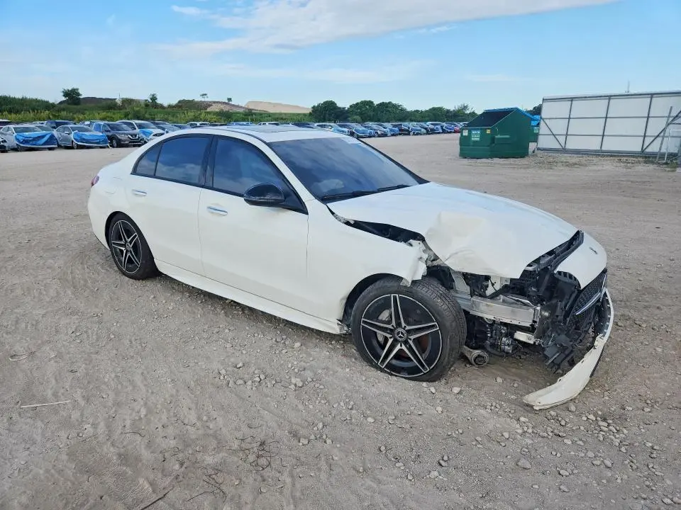 2023 MERCEDES-BENZ C 300  