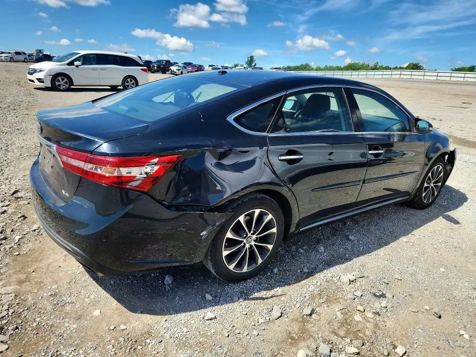 2017 TOYOTA AVALON XLE PLUS  