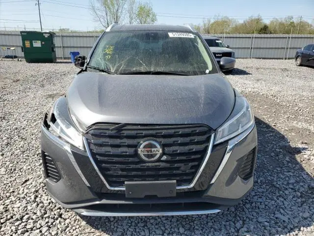 2021 NISSAN KICKS SV  