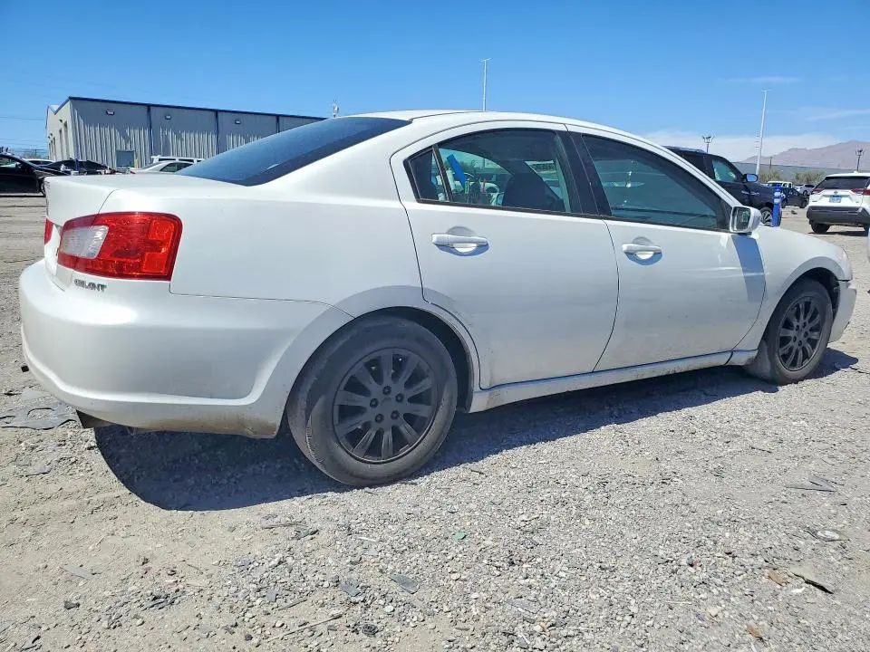 2011 MITSUBISHI GALANT FE  