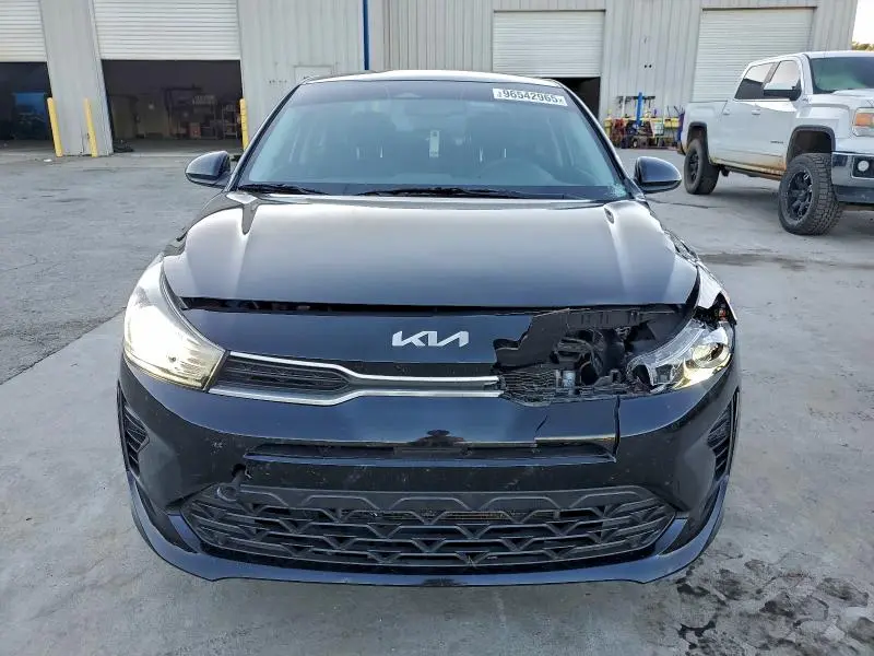 2023 KIA RIO LX  