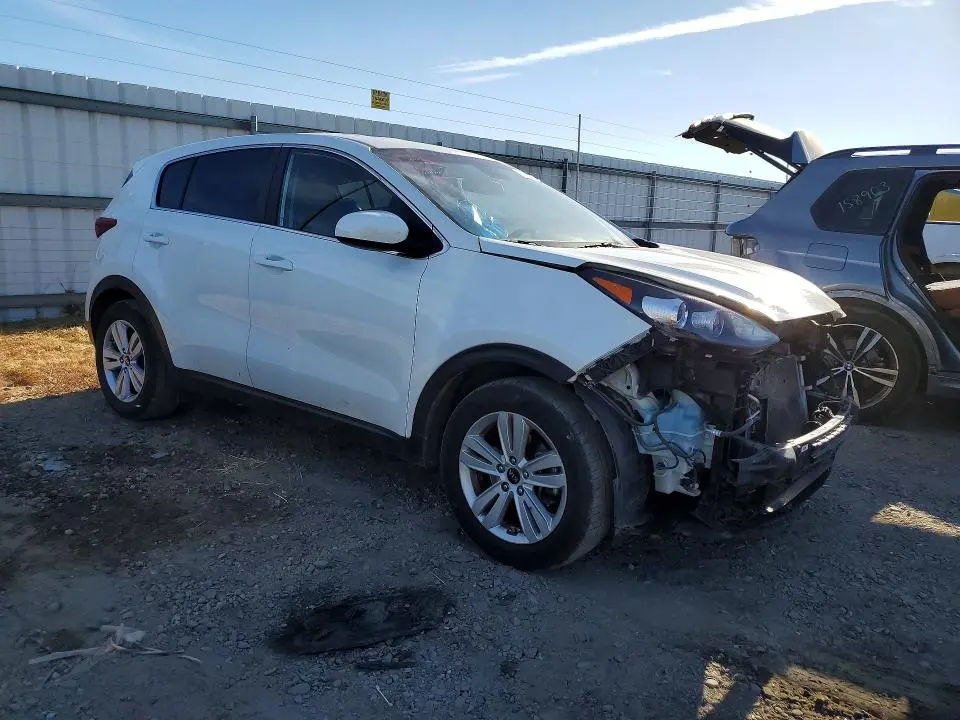 2018 KIA SPORTAGE LX  