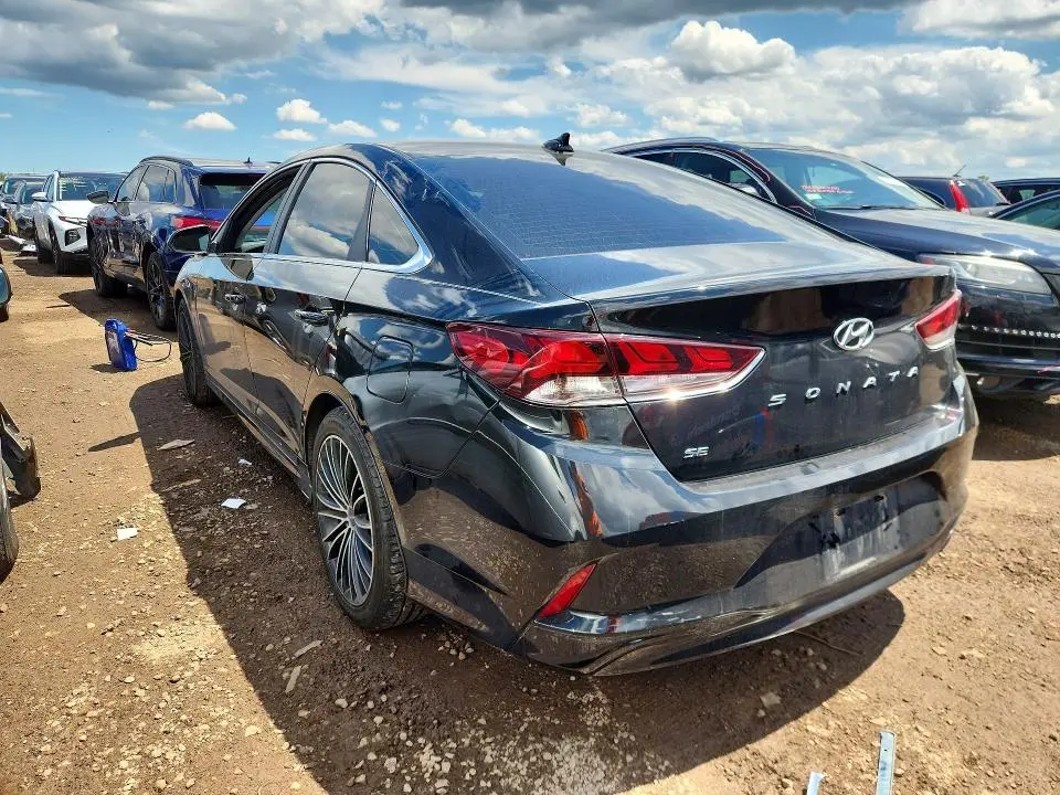 2018 HYUNDAI SONATA SE  