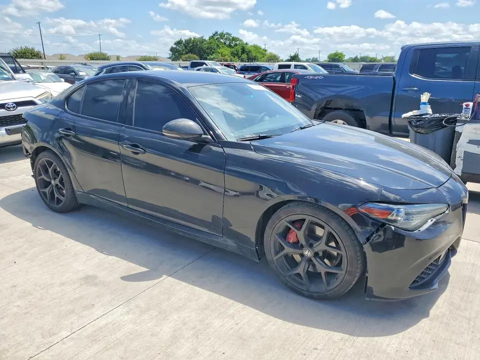 2019 ALFA ROMEO GIULIA   