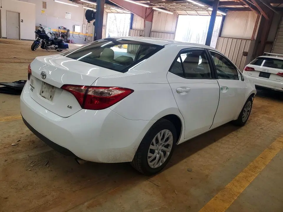 2017 TOYOTA COROLLA LE  