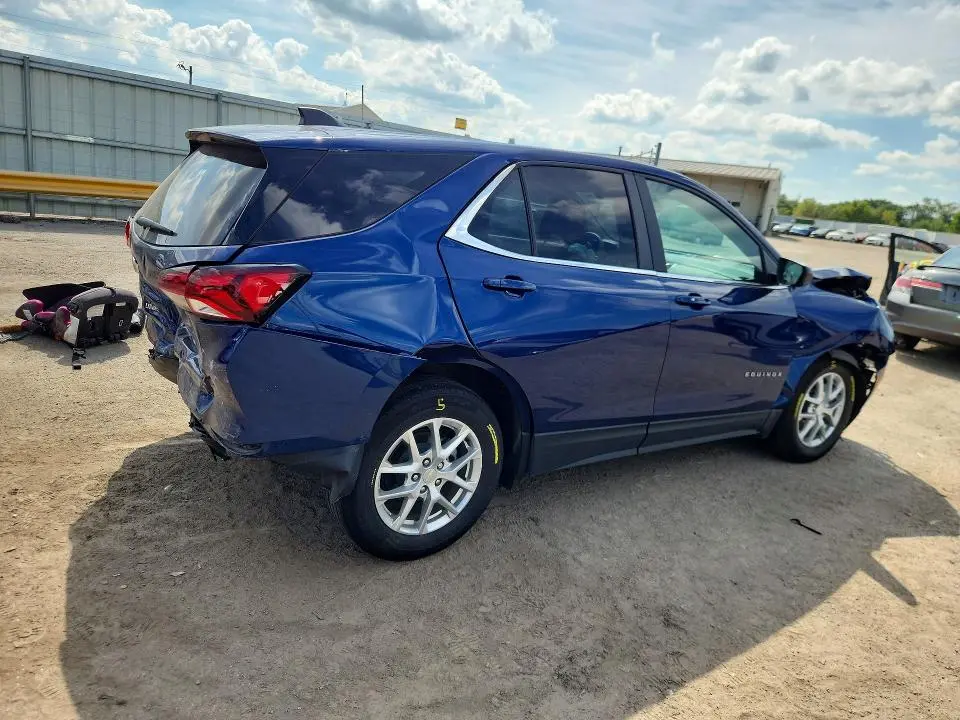 2023 CHEVROLET EQUINOX LT  