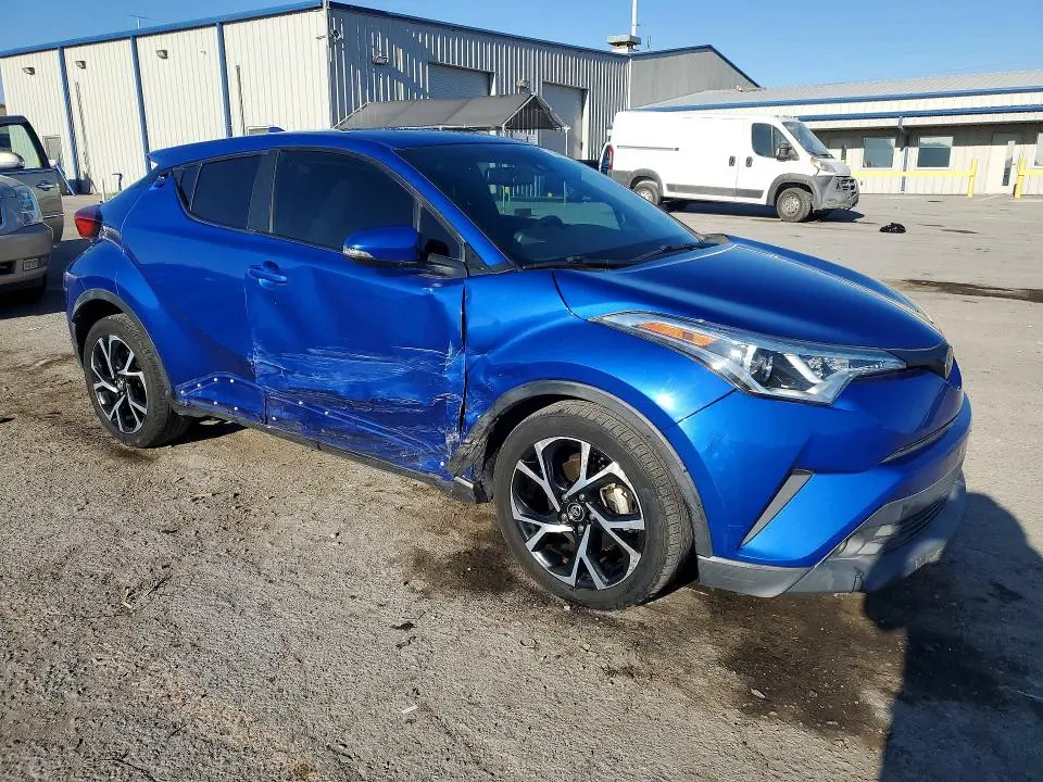 2018 TOYOTA C-HR XLE PREMIUM  