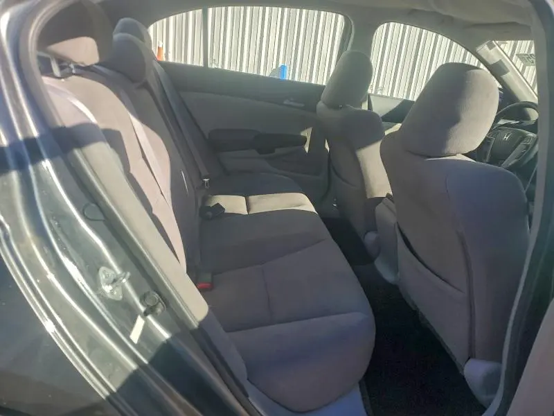 2011 HONDA ACCORD LX  