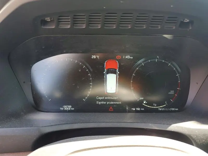2016 VOLVO XC90 T6  