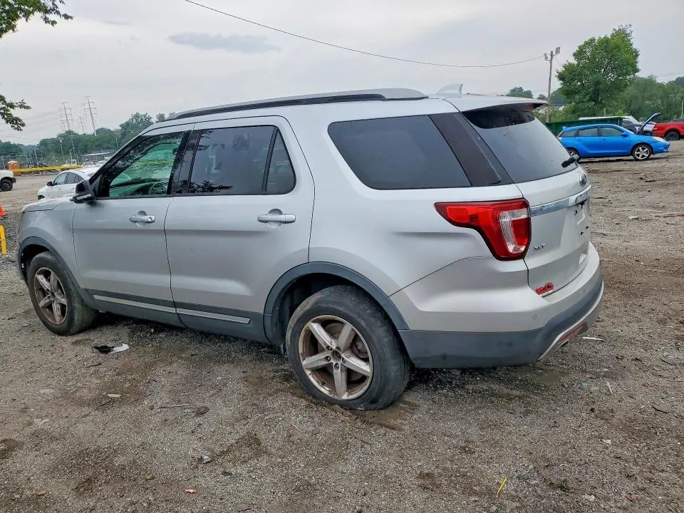 2017 FORD EXPLORER XLT  