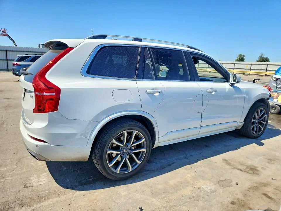 2018 VOLVO XC90 T6  