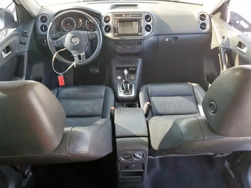 2017 VOLKSWAGEN TIGUAN SPORT  