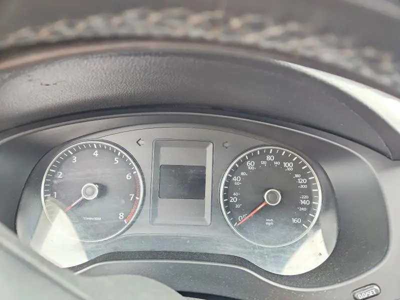 2013 VOLKSWAGEN JETTA SE  